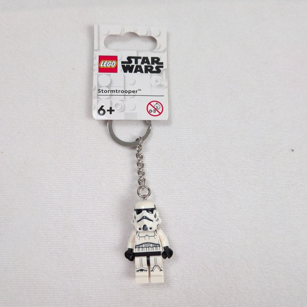 LEGO Star Wars Stormtrooper Minifigure Keychain 853946 White Black New - Picture 2 of 8